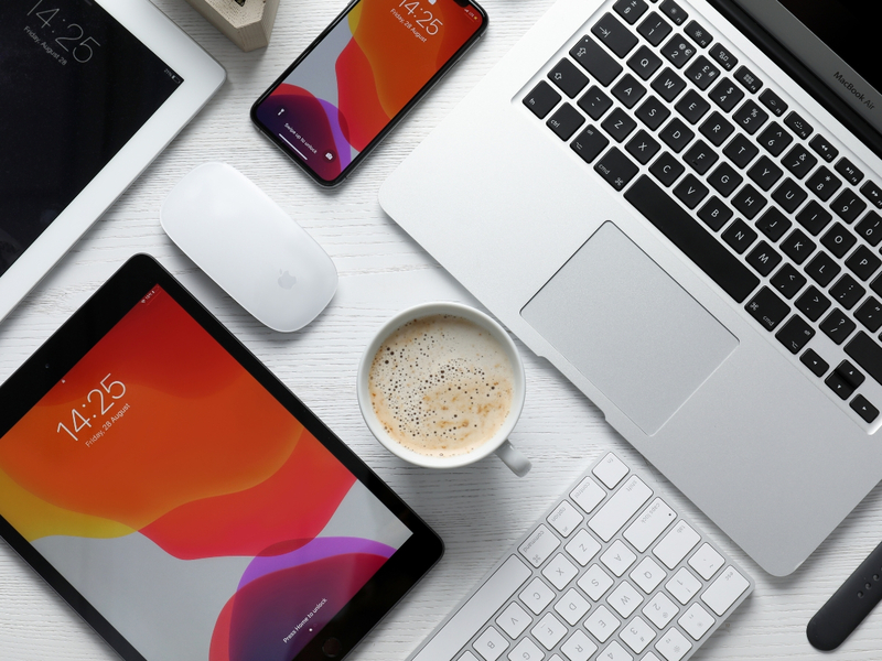 Photo de couverture de InfoTech réparation iPhone téléphone MacBook PS5 switch Nice